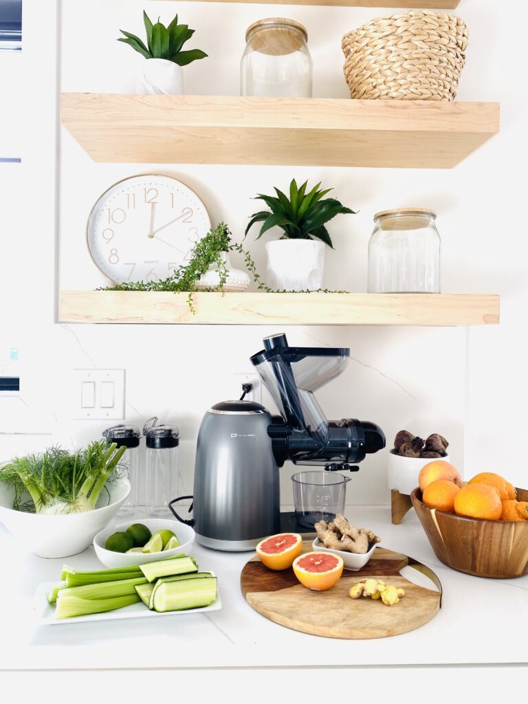 juicing fruit and vegetables with shelving
